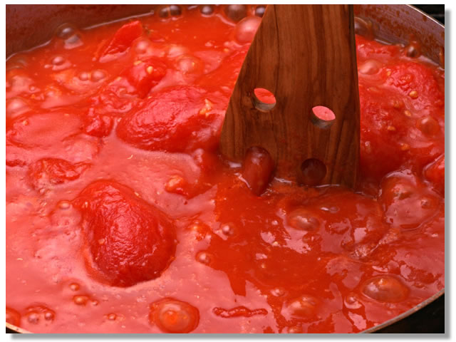 完熟トマトを使ったトマトソースも抗酸化作用の高い食べ物